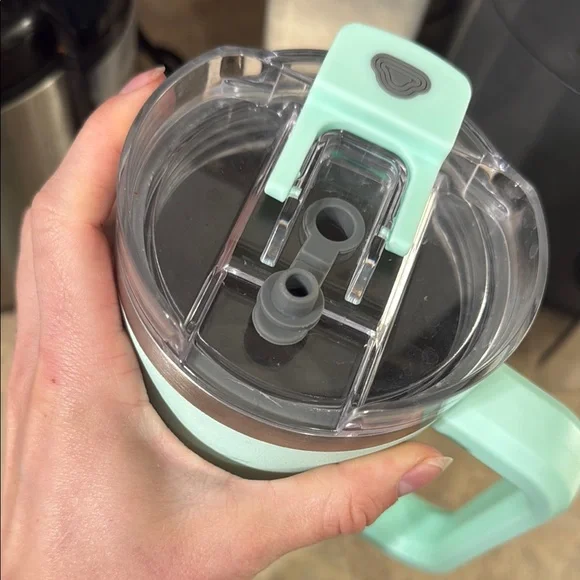 Russ Green Mug Insulated Matte Finish - Picture 2 of 8